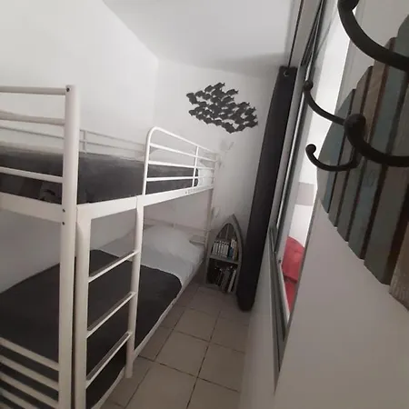 דירה Petite Gardoise