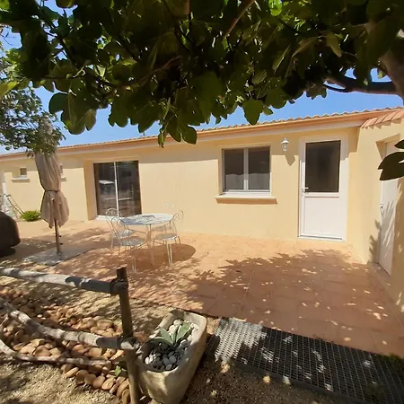 Petite Gardoise Apartment